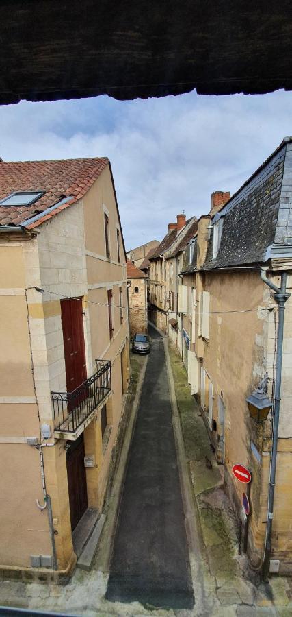 Appartement Duplex Au Coeur Du Centre Historique Bergerac Exterior photo